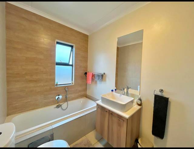 1 BEDROOM PROPERTY TO RENT IN MODDERFONTEIN
